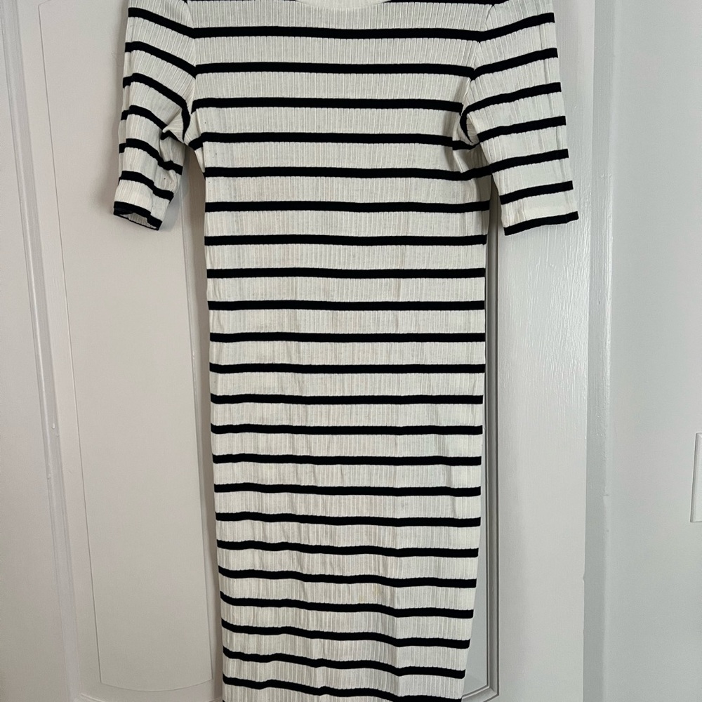 Banana Republic Black and White Striped Long Sleeve Dress